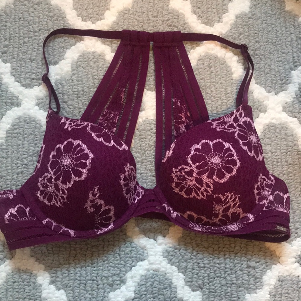 ❗️SOLD❗️ Victoria’s Secret PINK bra
